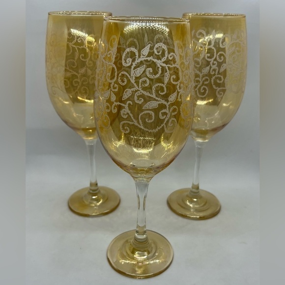 Chantilly Etched 10” Amber Iridescent Stemmed Wine Glasses Set Of 3 - Picture 1 of 2